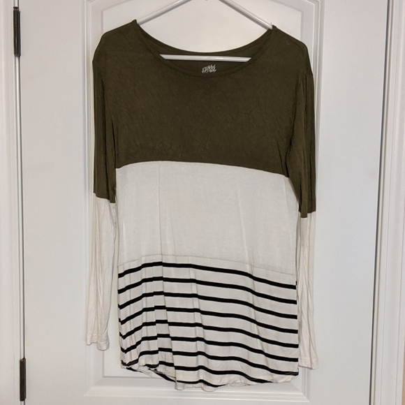 Tickled Teal Tops - EUC Color-Block Tunic